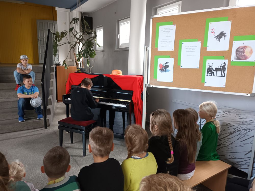 Szkoła Podstawowa nr 90 - dzień muzyki