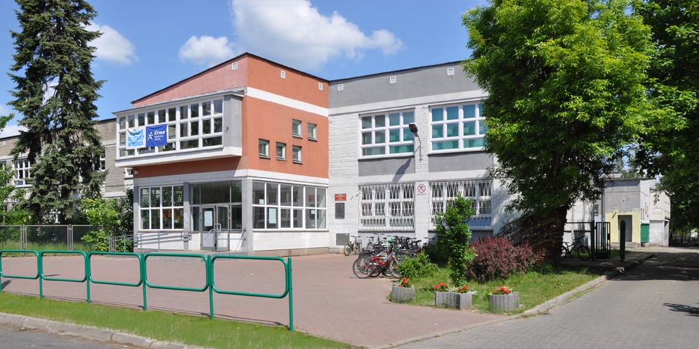 Szkoła Podstawowa nr 90 - zamówienia publiczne